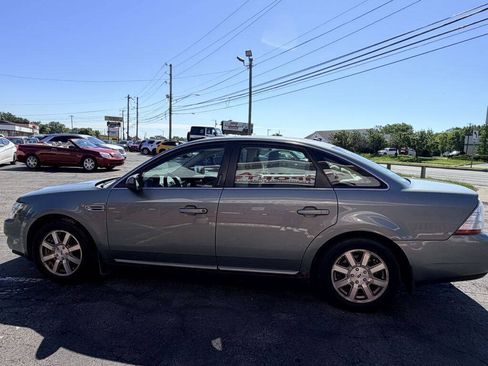 Used 2008 Ford Taurus SEL FWD image 3