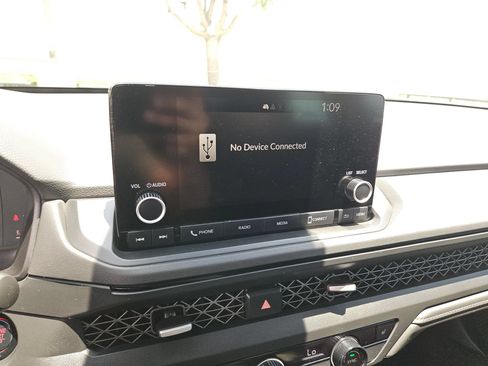 Certified 2024 Honda Accord EX image 20