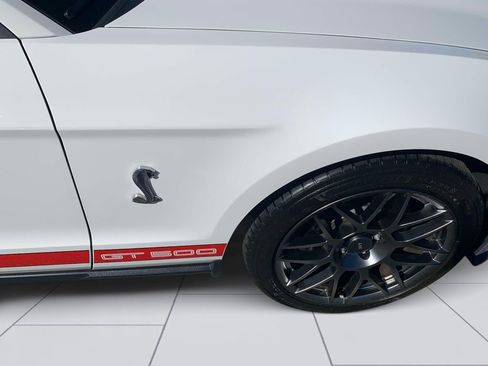 Used 2011 Ford Mustang Shelby GT500 w/ SVT Performance Pkg RWD image 18