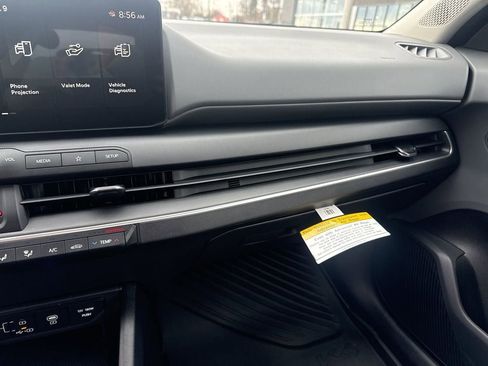 New 2026 Kia K4 LXS image 10