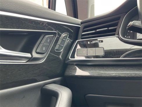 Used 2022 Audi Q7 3.0T Premium Plus image 20