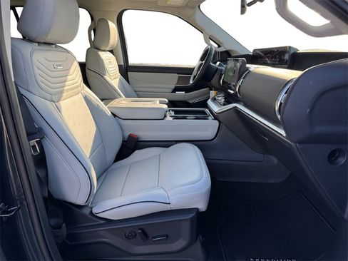 New 2025 Ford Expedition Max Platinum w/ Platinum Ultimate Package image 15