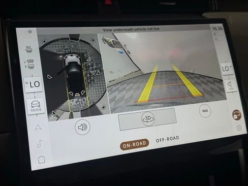 New 2025 Land Rover Discovery Sport S image 35