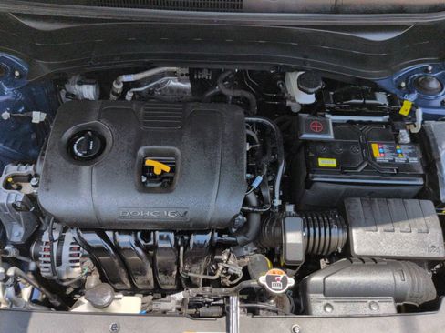 Certified 2024 Kia Seltos EX FWD image 17