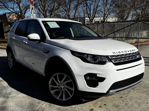 Used 2016 Land Rover Discovery Sport HSE image 3