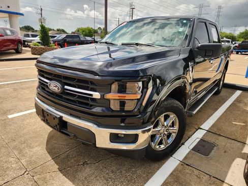 Used 2025 Ford F150 XLT w/ Equipment Group 301A Standard AWD/4WD image 3