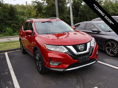 Used 2017 Nissan Rogue SL w/ SL Premium Package AWD/4WD image 1