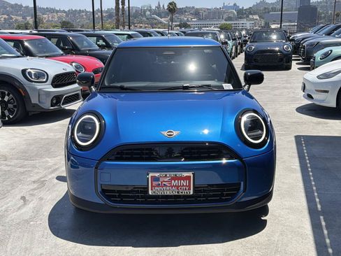 New 2026 MINI Cooper 2-Door Hardtop FWD image 3