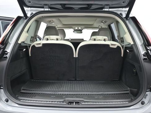 New 2026 Volvo XC90 B6 Ultra w/ Protection Package AWD/4WD image 15
