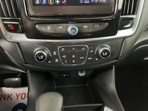 Used 2021 Chevrolet Traverse LT AWD/4WD image 29