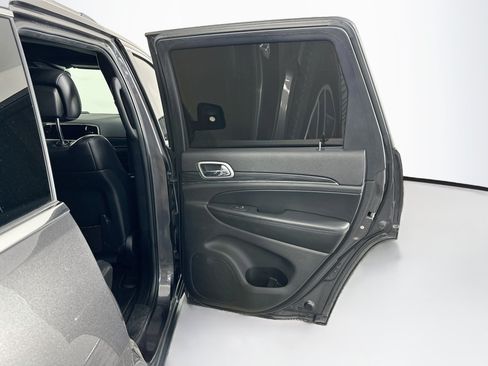 Used 2020 Jeep Grand Cherokee Limited AWD/4WD image 33