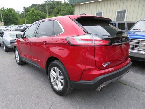 Used 2020 Ford Edge SEL w/ Convenience Package FWD image 2