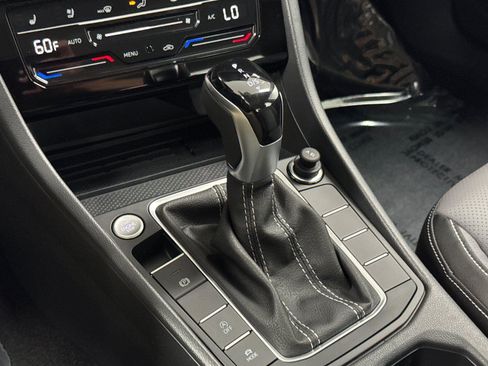 New 2026 Volkswagen Jetta SEL FWD image 19