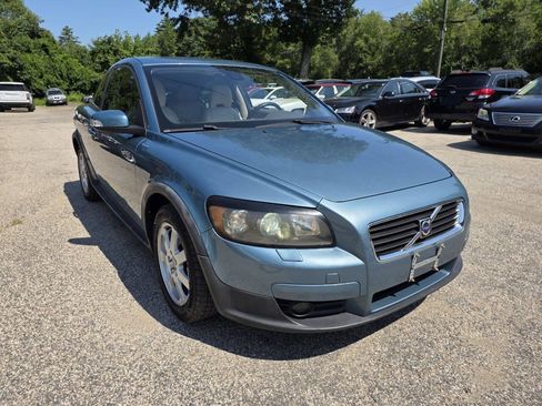 Used 2010 Volvo C30 T5 R-Design FWD image 6