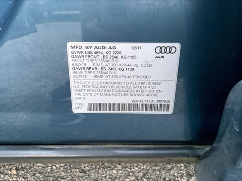 Used 2018 Audi Q3 2.0T Premium w/ Convenience Package AWD/4WD image 31