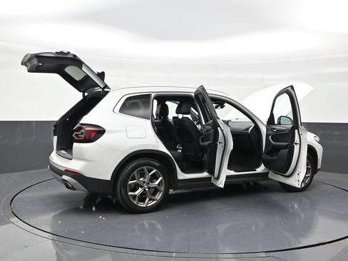Used 2024 BMW X3 xDrive30i AWD/4WD image 28