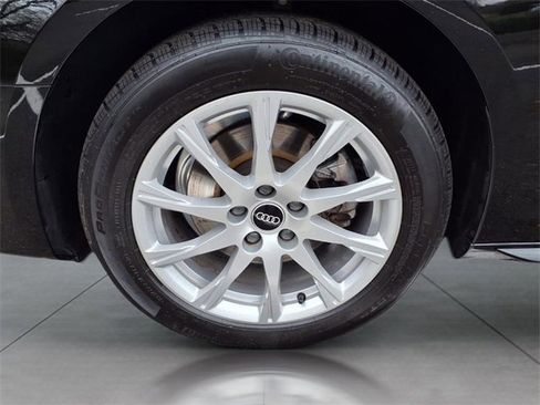 Used 2023 Audi A4 2.0T Premium image 5