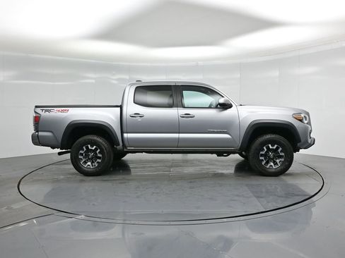 Used 2020 Toyota Tacoma TRD Off-Road image 21