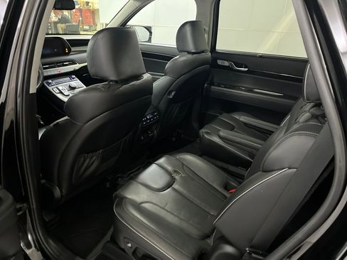 Used 2022 Hyundai Palisade Limited image 24