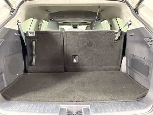 Used 2021 Toyota Highlander Limited FWD image 39