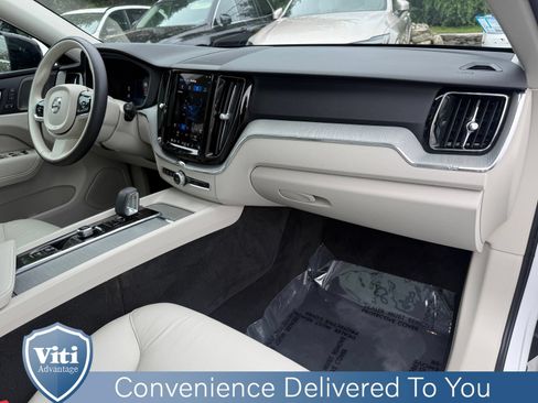 Used 2024 Volvo XC60 B5 Plus w/ Protection Package Premier AWD/4WD image 29