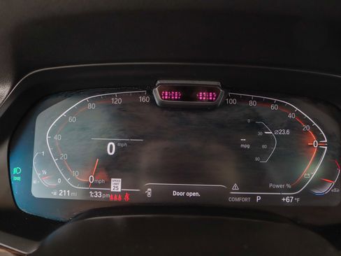 Used 2023 BMW X5 xDrive40i w/ Executive Package AWD/4WD image 15