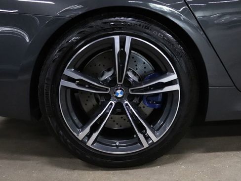 Used 2022 BMW M5 w/ Executive Package image 40