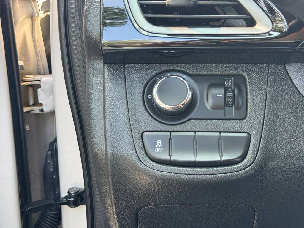 Used 2021 Chevrolet Spark LT FWD image 20