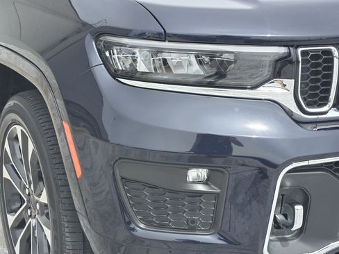 Used 2023 Jeep Grand Cherokee L Overland image 10