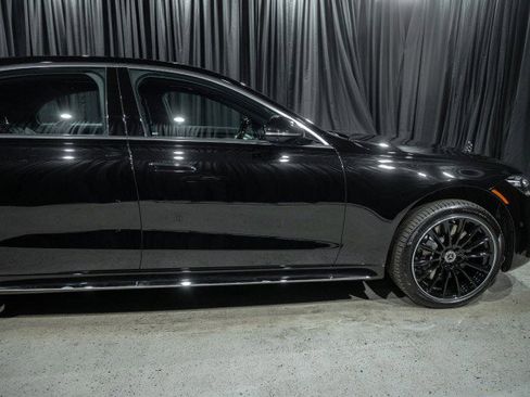 New 2026 Mercedes-Benz S 580 4MATIC Sedan image 4