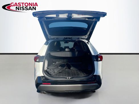 Used 2022 Toyota RAV4 XSE image 36