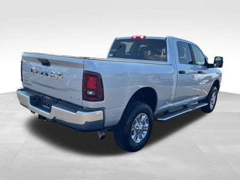Used 2026 RAM 2500 Big Horn AWD/4WD image 5