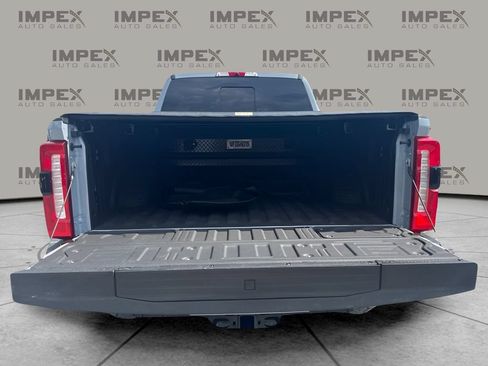 Used 2024 Ford F350 Lariat w/ Lariat Ultimate Package AWD/4WD image 25