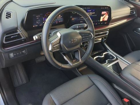 Used 2025 Chevrolet Traverse Z71 AWD/4WD image 10