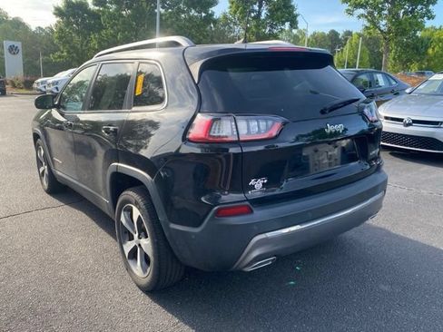 Used 2021 Jeep Cherokee Limited w/ Elite Package FWD image 9