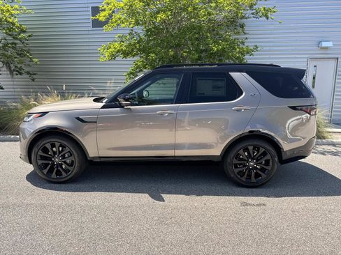 New 2026 Land Rover Discovery Dynamic SE AWD/4WD image 2