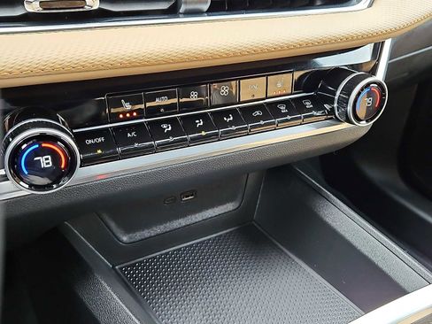 New 2026 Chevrolet Equinox ACTIV image 13