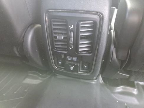 Used 2018 Dodge Durango GT w/ Premium Group image 16