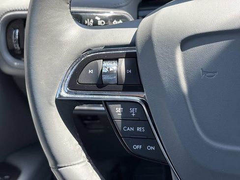 Certified 2023 Lincoln Nautilus Reserve AWD/4WD image 30