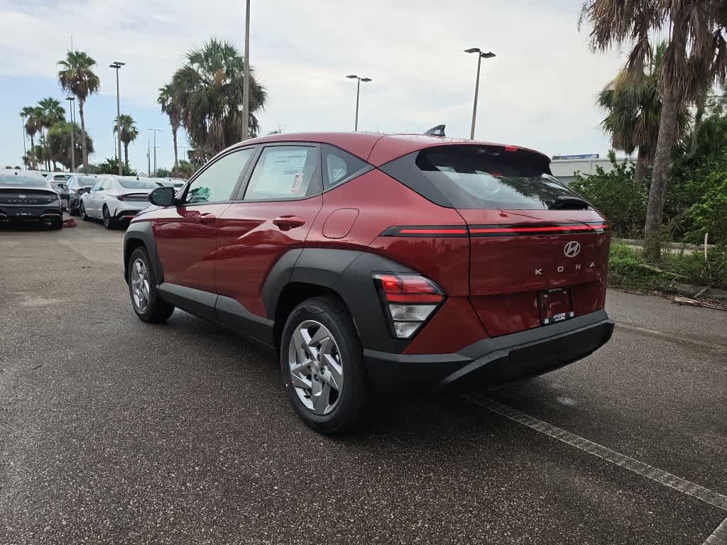New 2027 Hyundai Kona SE FWD image 4