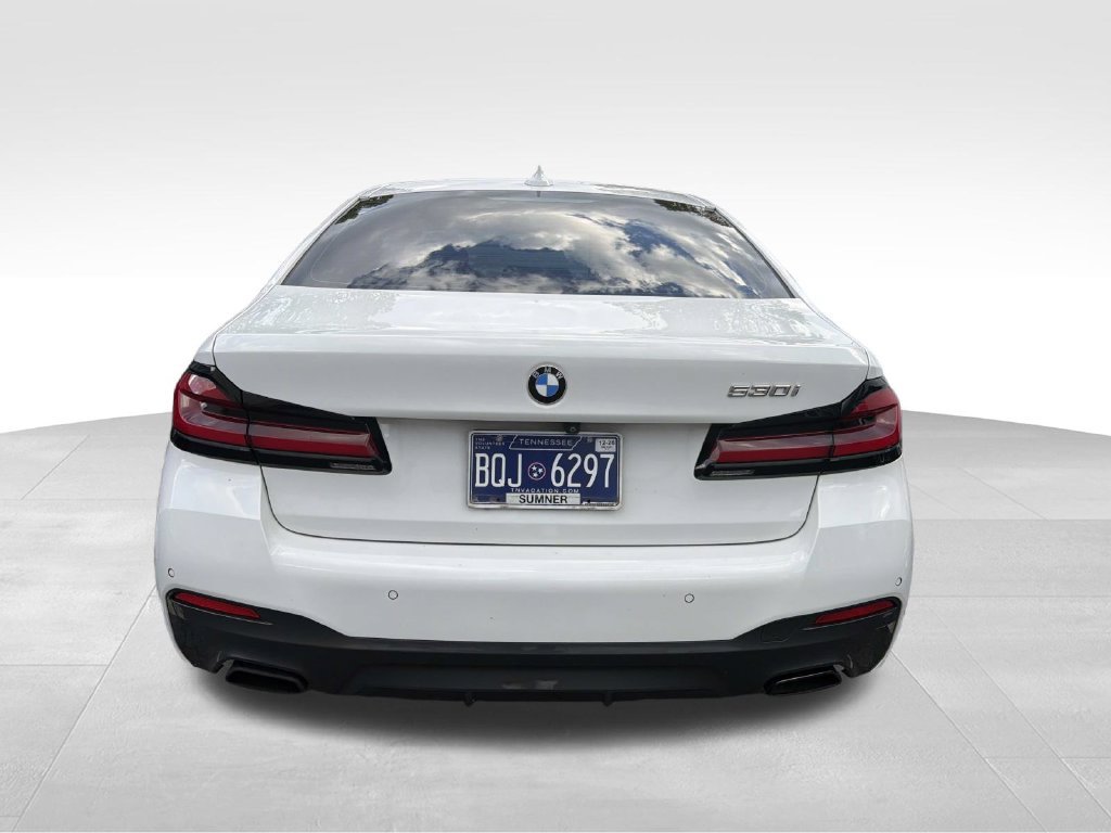 Used 2021 BMW 530i w/ M Sport Package RWD image 4