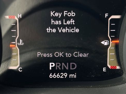 Used 2019 Jeep Wrangler Unlimited Sahara image 19