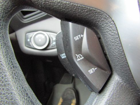 Used 2015 Ford Escape SE w/ Equipment Group 201A image 22