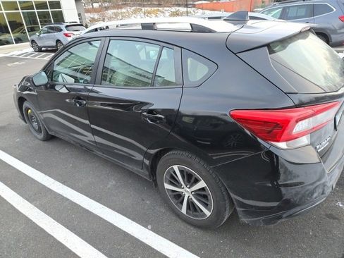 Used 2023 Subaru Impreza Premium image 10