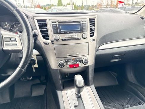 Used 2013 Subaru Legacy 2.5i Premium image 22