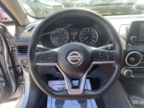 Used 2023 Nissan Sentra S image 15