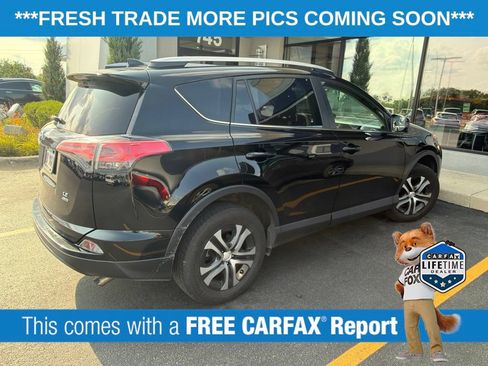 Used 2018 Toyota RAV4 LE w/ All Weather Liner Package AWD/4WD image 4