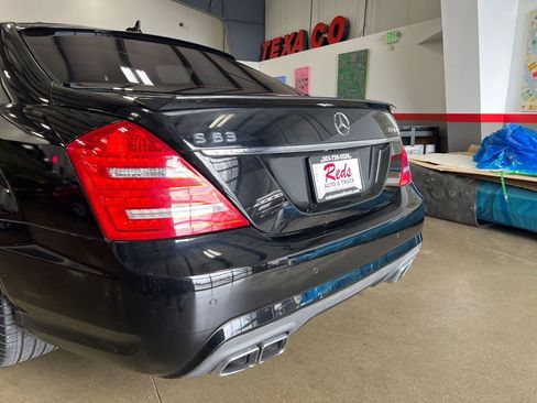 Used 2011 Mercedes-Benz S 63 AMG image 29