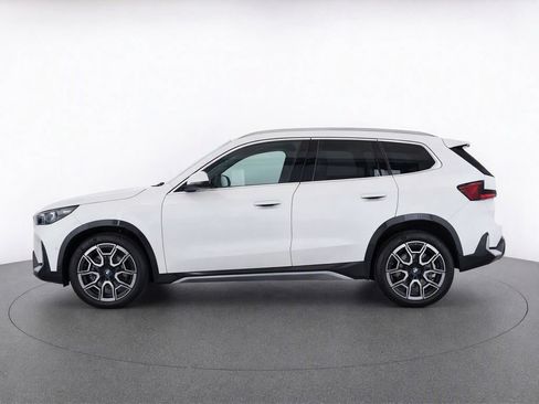 Used 2025 BMW X1 xDrive28i w/ Technology Package AWD/4WD image 6
