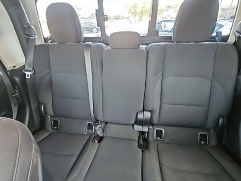 Used 2022 Jeep Gladiator Sport image 19